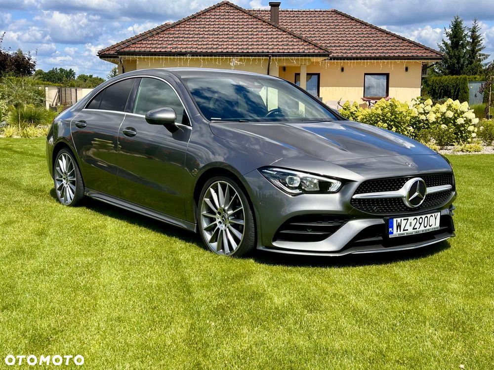 Mercedes-Benz CLA 180 7G-DCT - 2