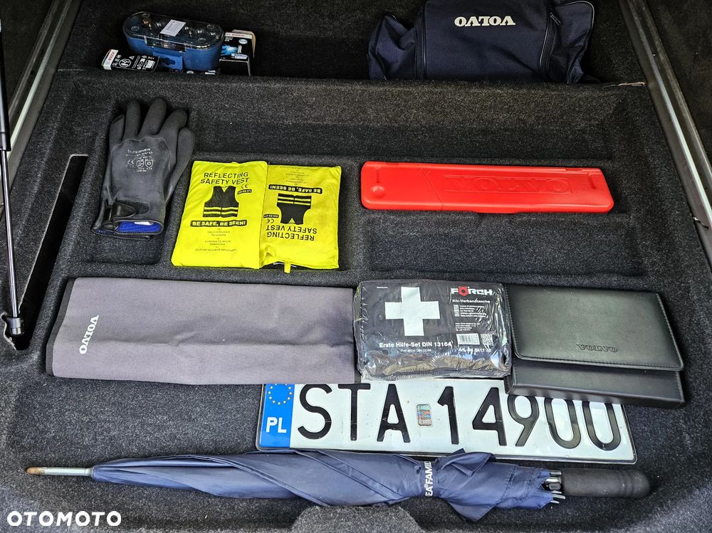 Volvo XC 70 - 35