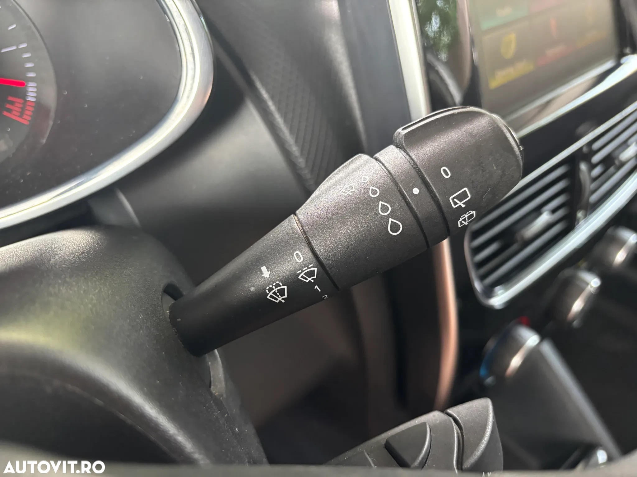 Renault Clio IV TCe Life - 23