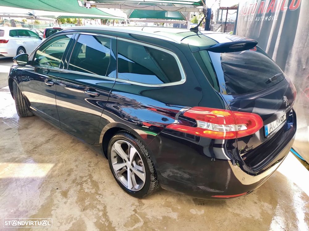 Peugeot 308 SW 1.5 BlueHDi Allure - 26