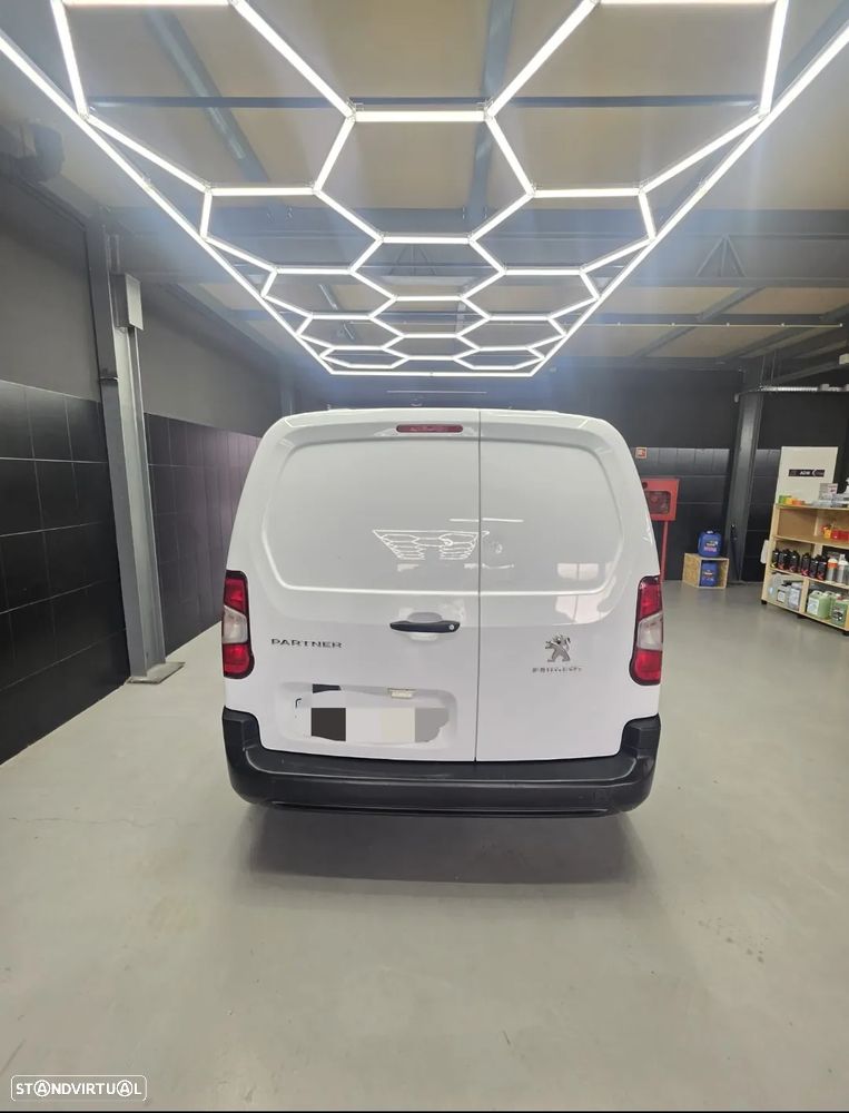 Peugeot Partner - 9