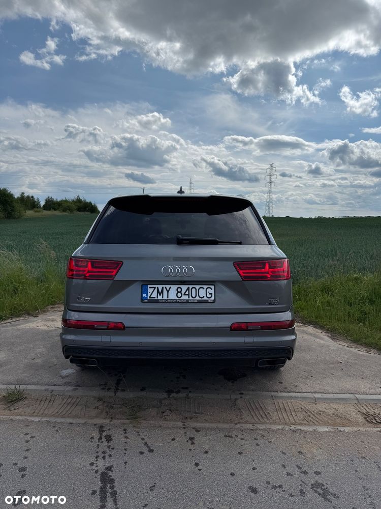 Audi Q7 - 6