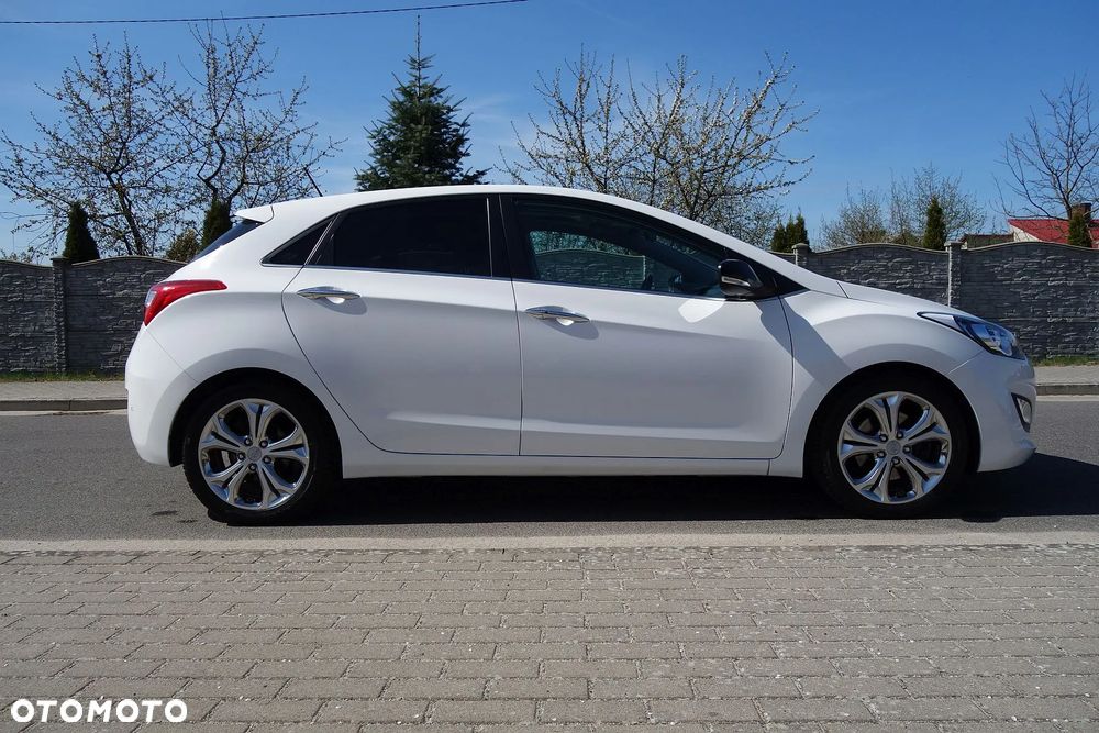 Hyundai i30 1.6 Fifa World Cup Edition - 8