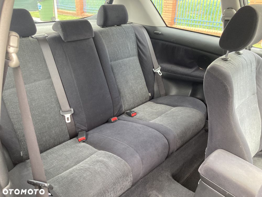 Toyota Corolla 1.6 VVT-i Sol - 17