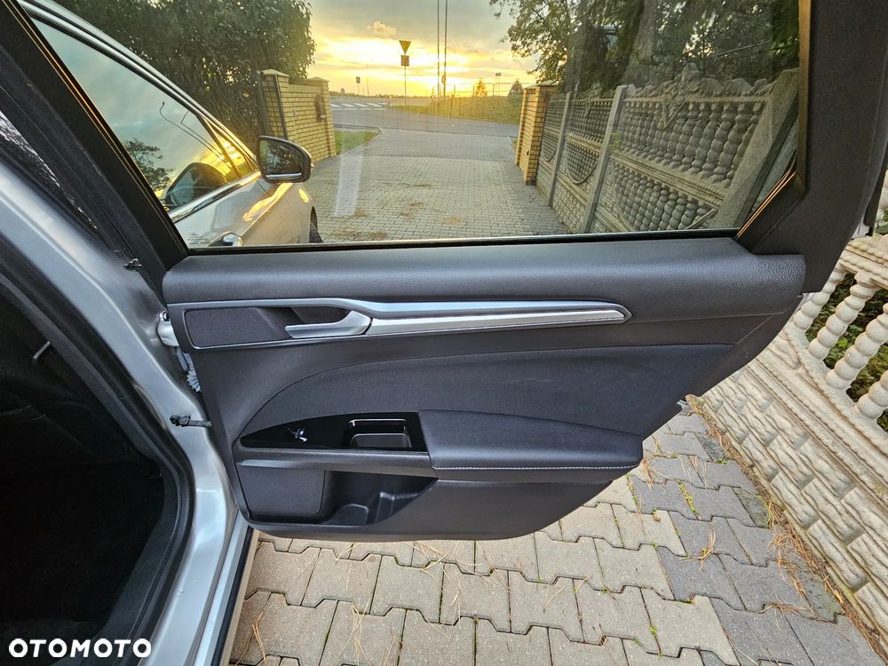 Ford Mondeo Turnier 1.5 EcoBoost Start-Stopp Titanium - 32