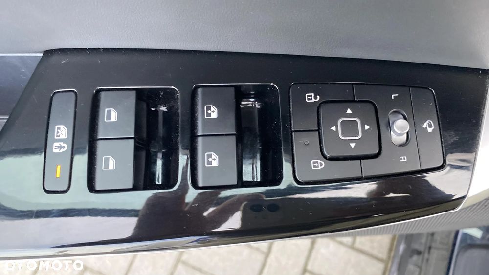 Kia EV6 77.4kWh Plus AWD - 22