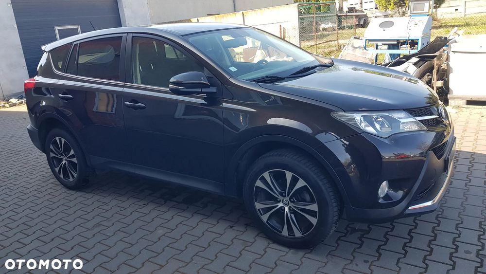 Toyota RAV4 2.0 D-4D 4x4 Comfort - 2
