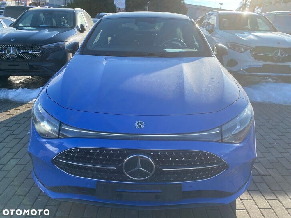 Mercedes-Benz CLA - 6