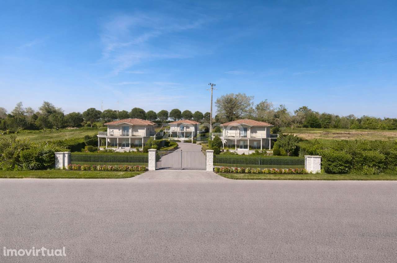 Terreno com 2100m2 para construção na Maceira - Grande imagem: 2/16