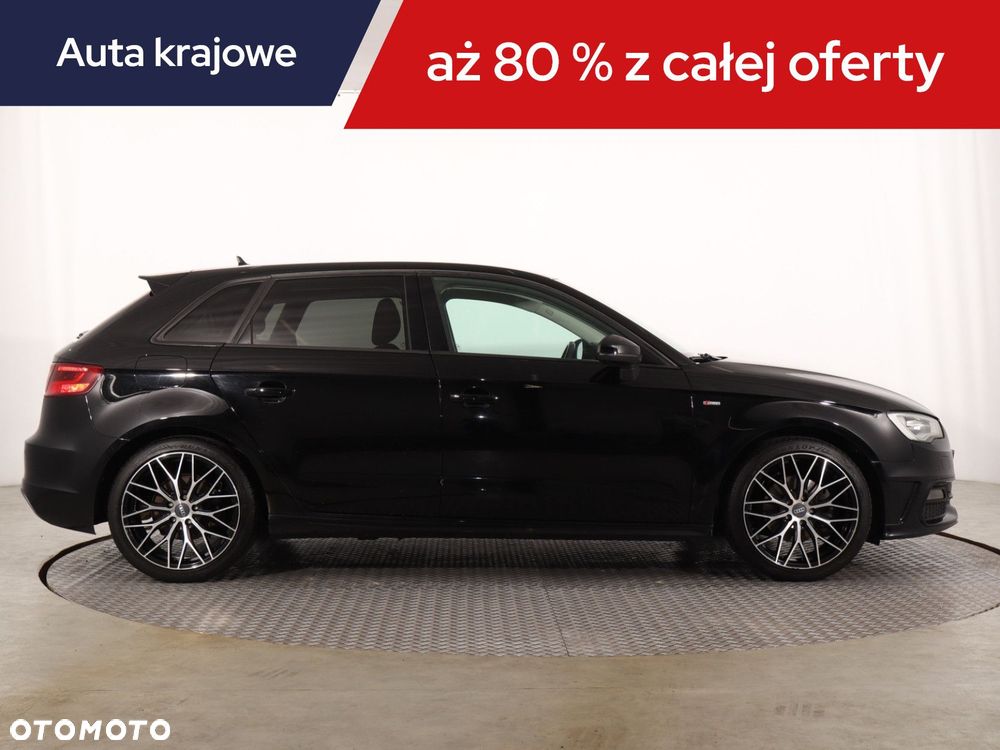 Audi A3 Sportback - 8
