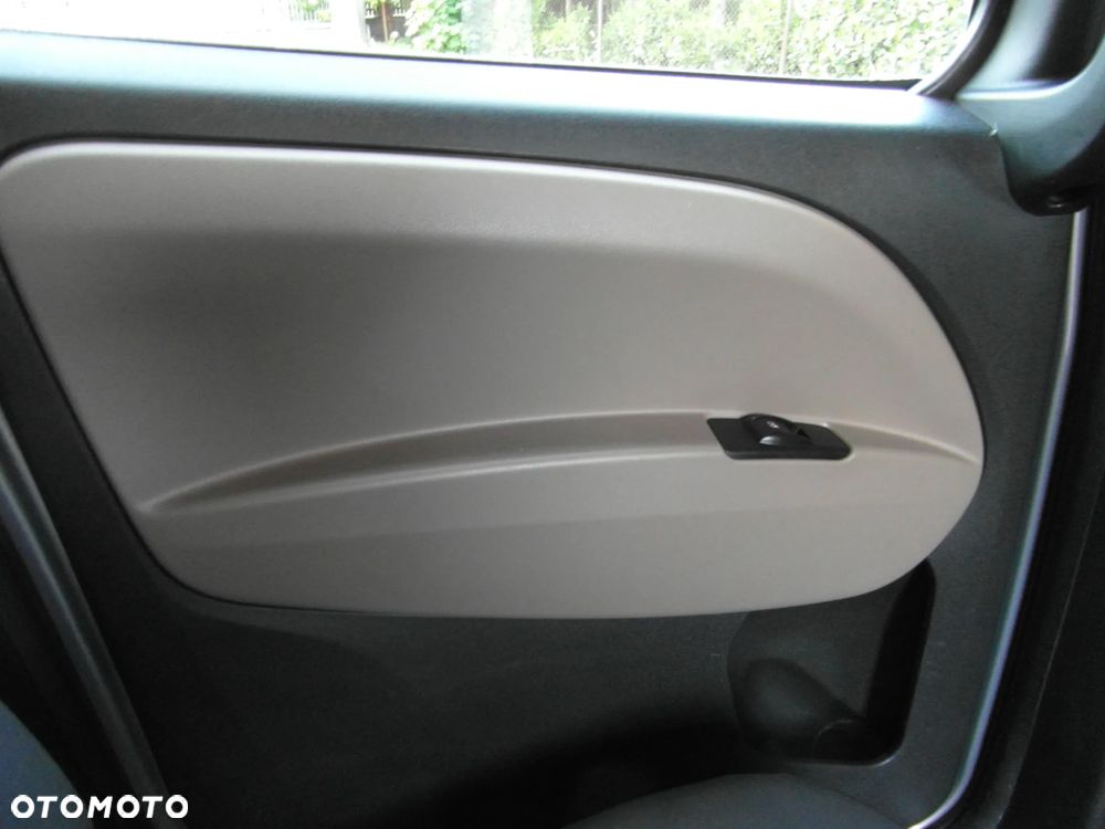 Opel Combo 1.6 CDTI L2H1 Edition - 32