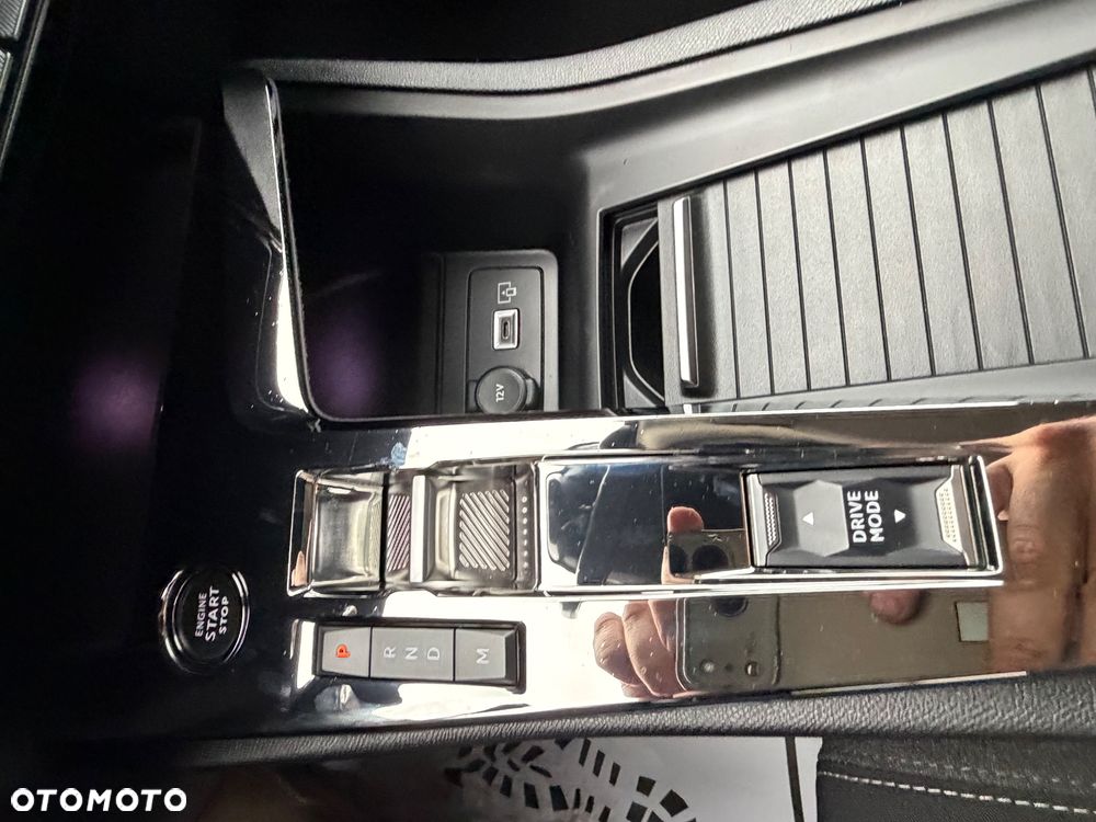 Peugeot 308 BlueHDi 130 EAT8 Style - 17