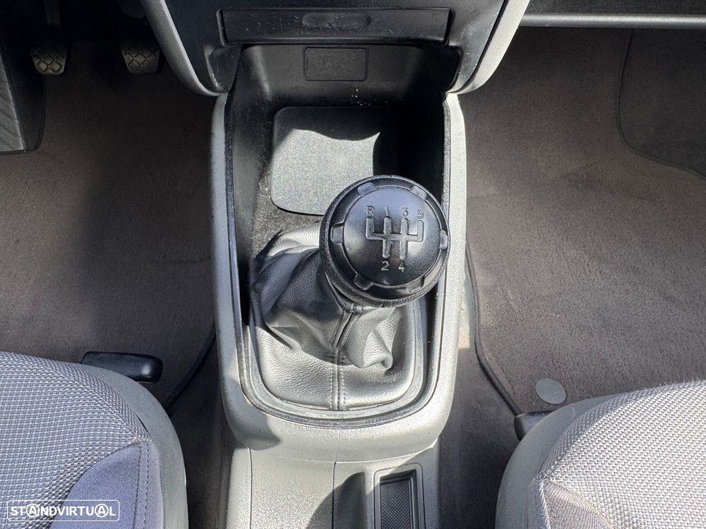 Audi A3 1.6 Attraction - 31