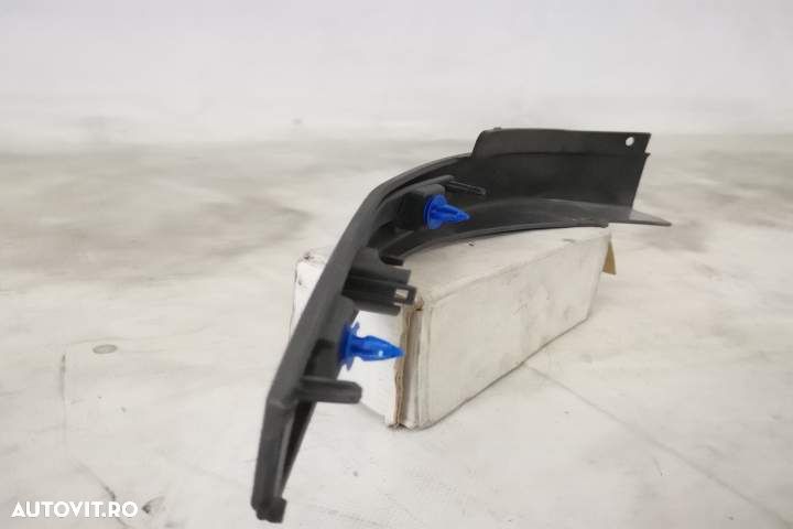 Ornament Inferior Bara Spate Dreapta Cu Gaura Pentru Senzor  Land Rove - 5