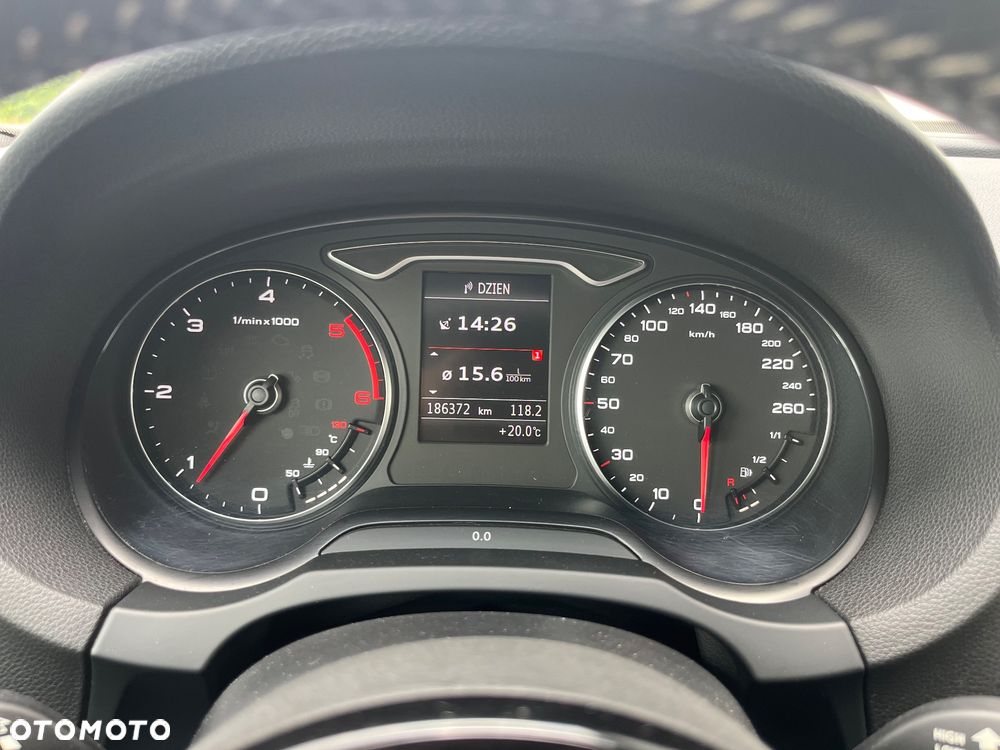 Audi A3 Sportback 2.0 TDI S line Sportpaket - 27