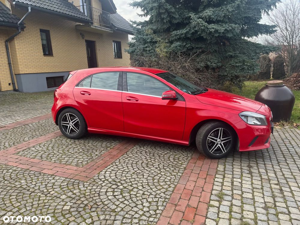 Mercedes-Benz Klasa A 180 7G-DCT Style - 16