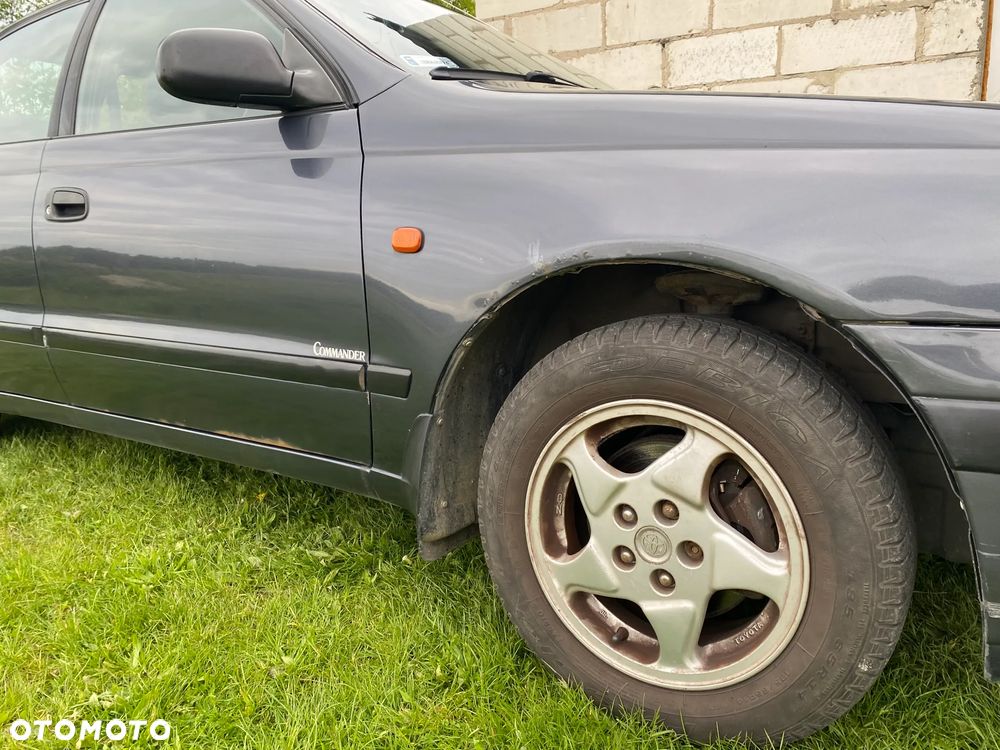 Toyota Carina - 4