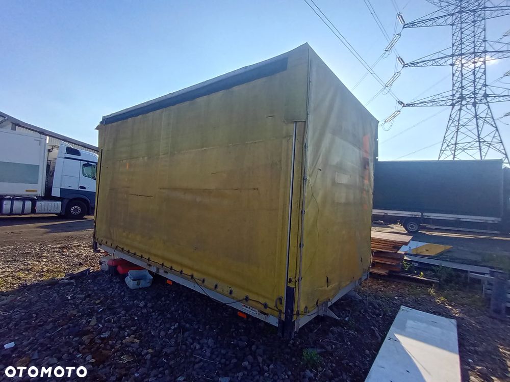 Zabudowa Plandeka Kontener Iveco - 1