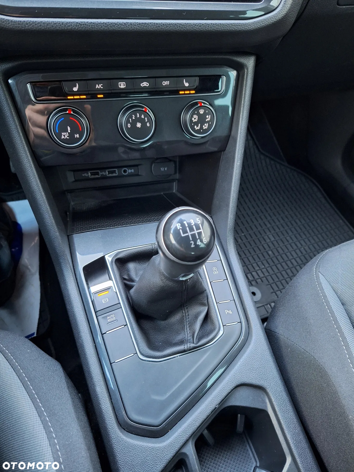 Volkswagen Tiguan 2.0 TDI BMT SCR Trendline - 19