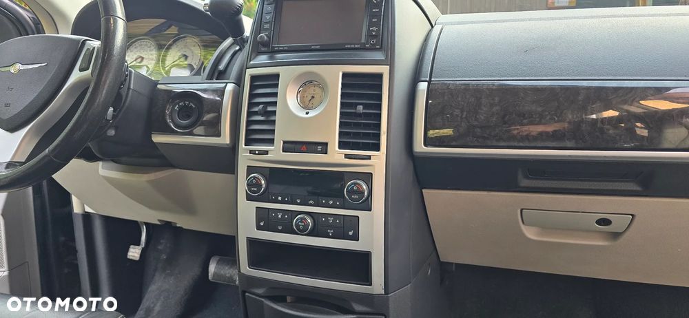 Chrysler Grand Voyager 2.8 CRD Automatik Limited - 21