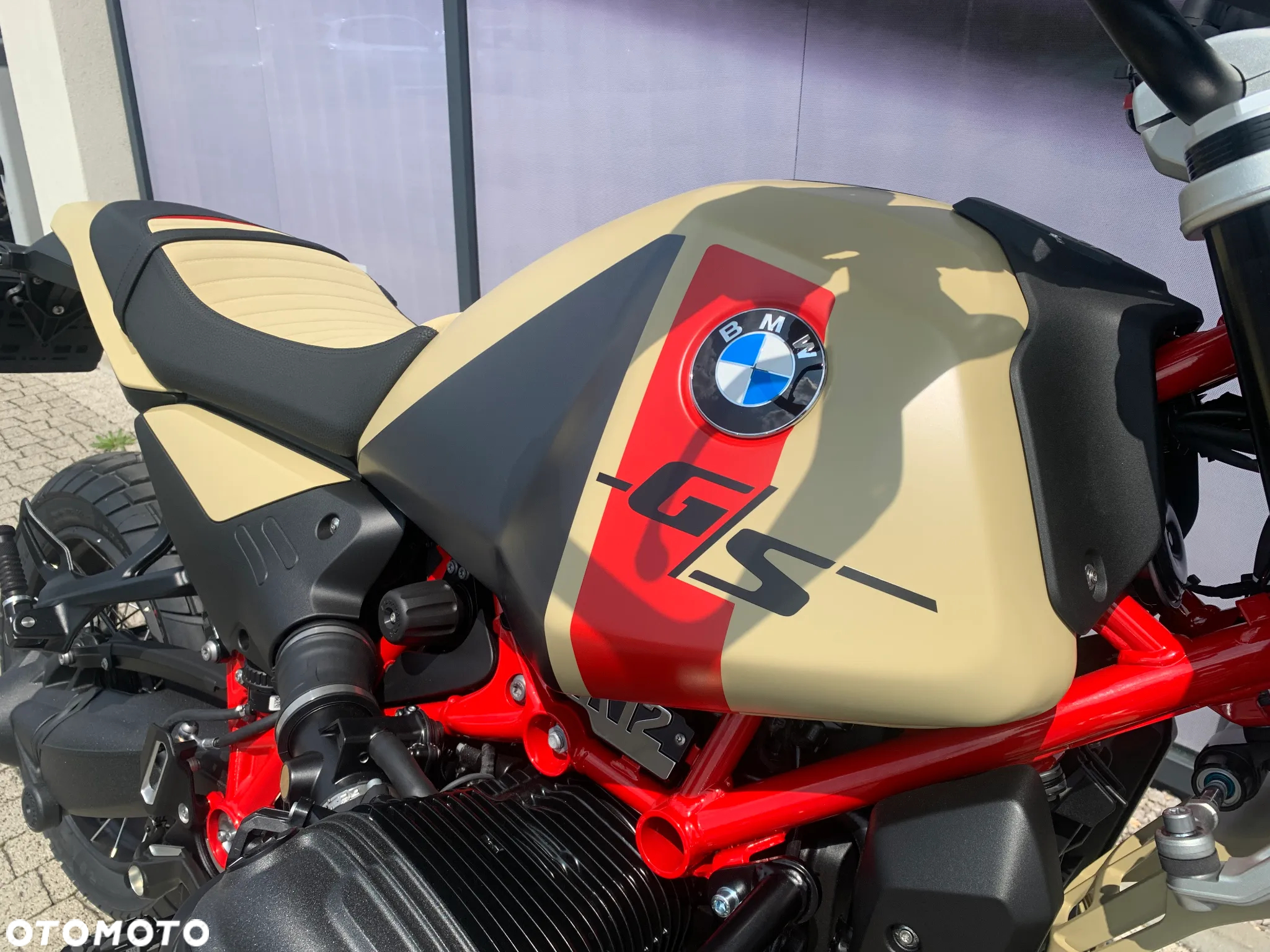 BMW R - 6