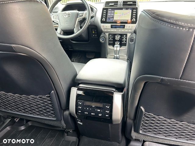 Toyota Land Cruiser LC 2.8 D-4D Invincible - 4