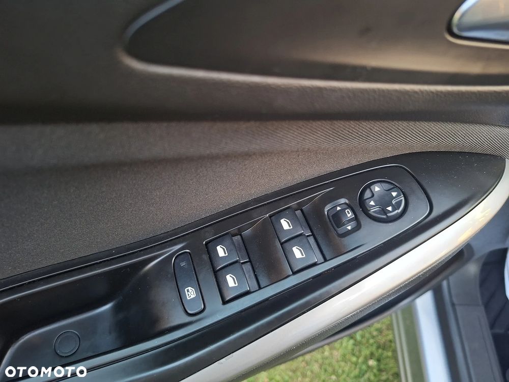 Opel Grandland X - 15