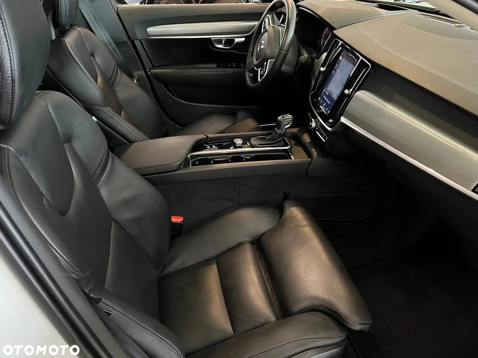 Volvo S90 - 5