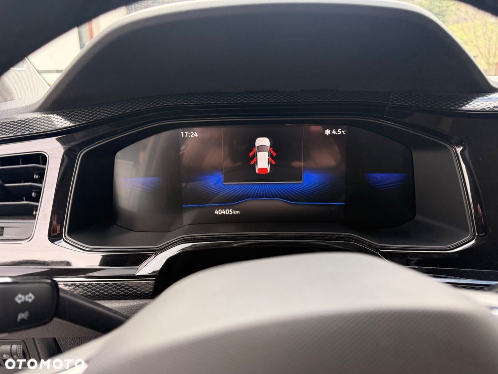 Volkswagen Polo 1.0 MPI Life - 17