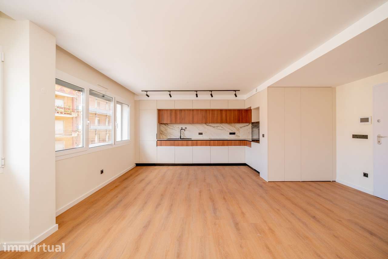 Apartamento T2 Remodelado c/Garagem e Elevador | Torres Vedras, centro - Grande imagem: 5/27