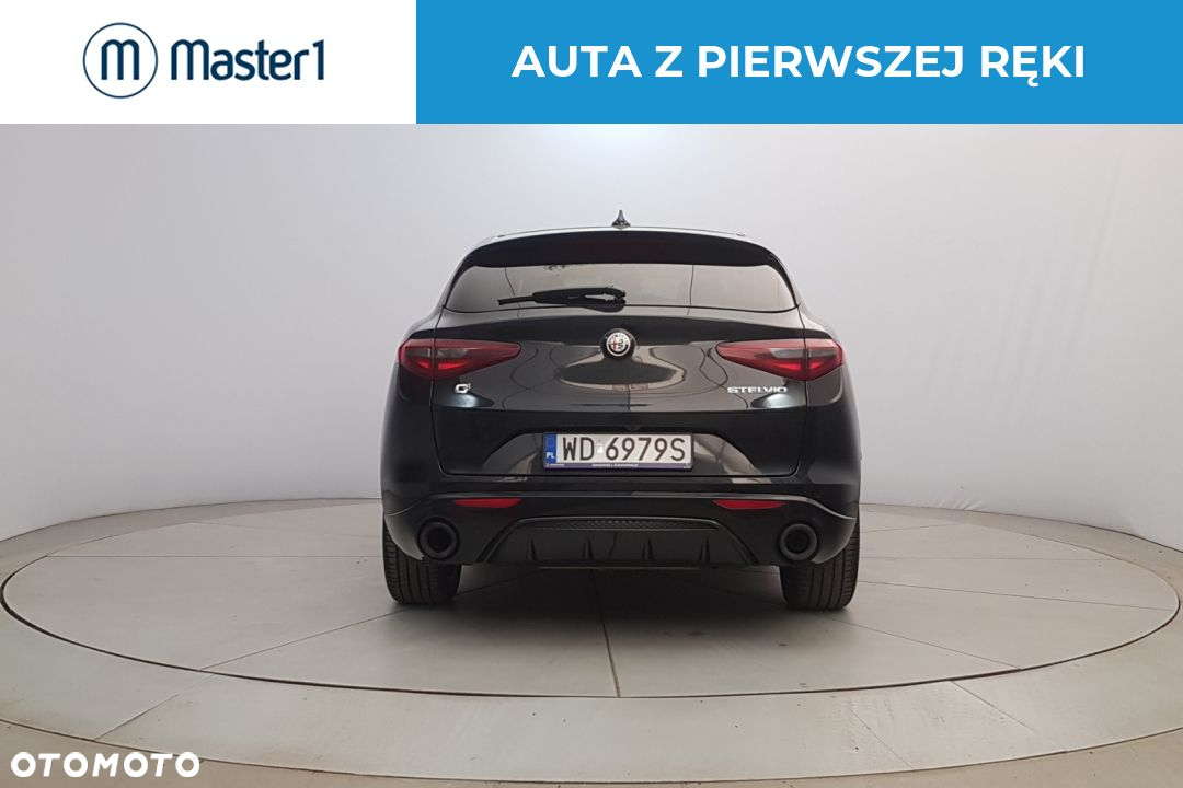 Alfa Romeo Stelvio 2.0 Turbo Veloce Q4 - 6