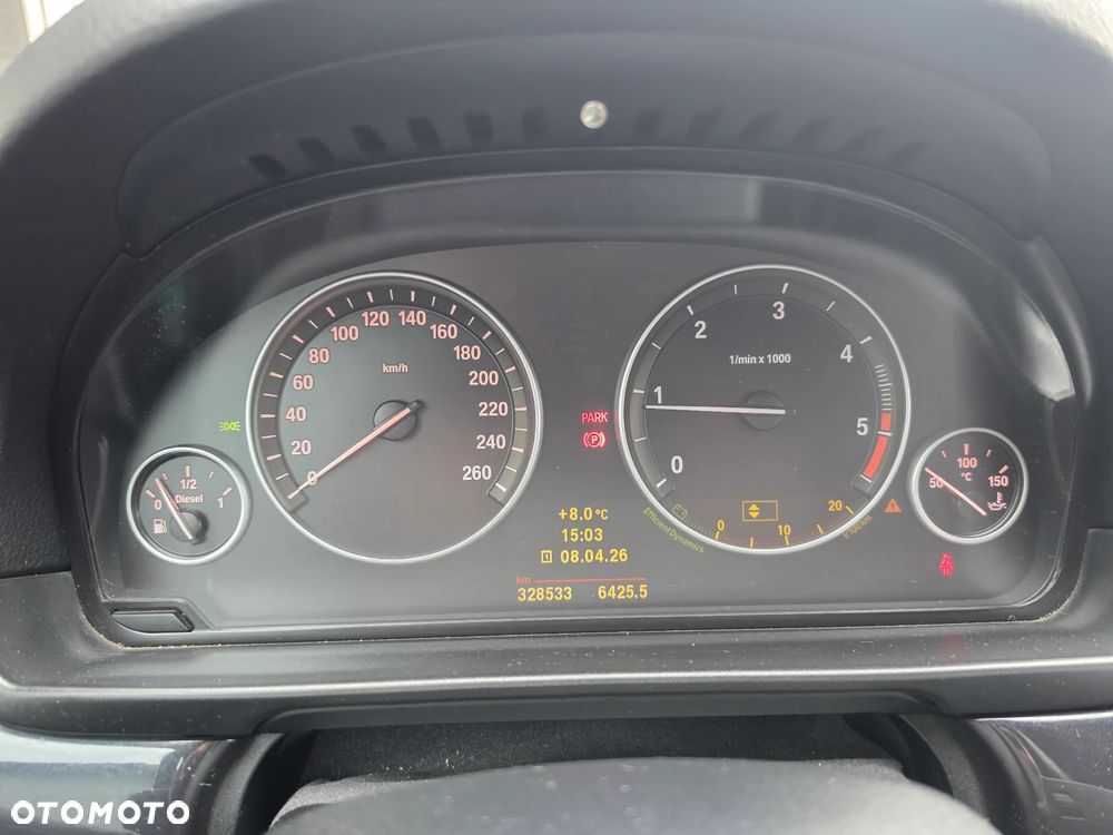 BMW Seria 5 520d Blue Performance - 11