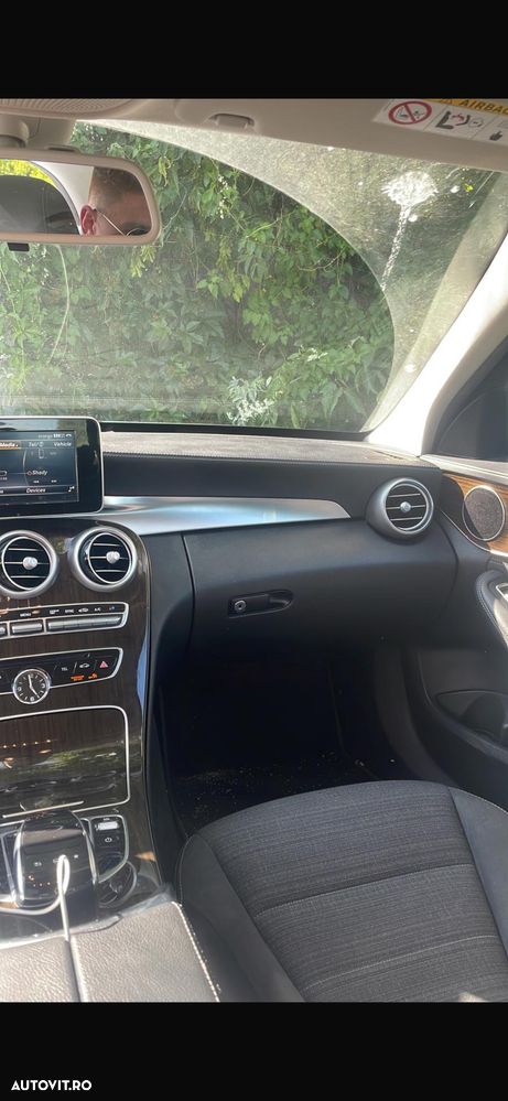 Mercedes-Benz C - 10