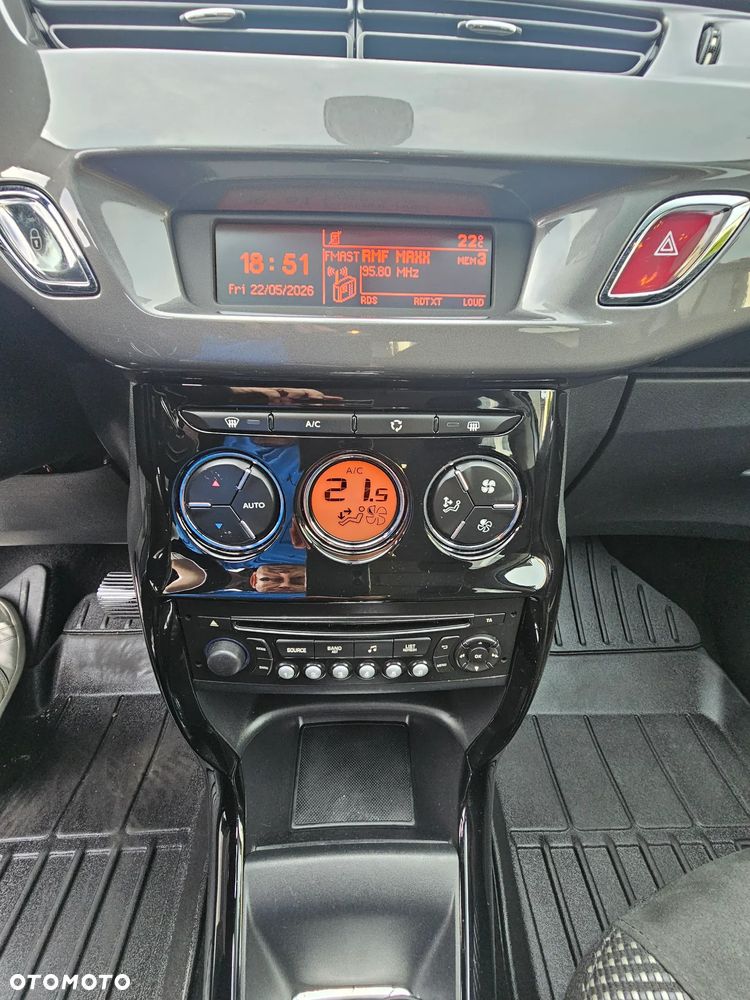 Citroën C3 1.4 VTi Exclusive MAP - 17
