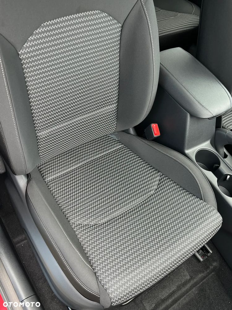 Kia XCeed 1.5 T-GDI M - 11
