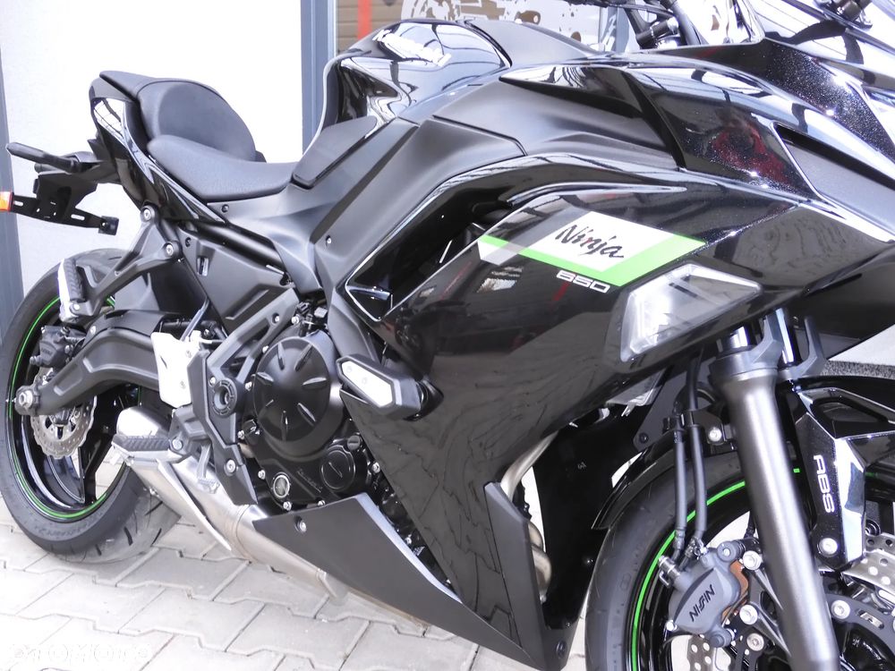 Kawasaki Ninja - 4