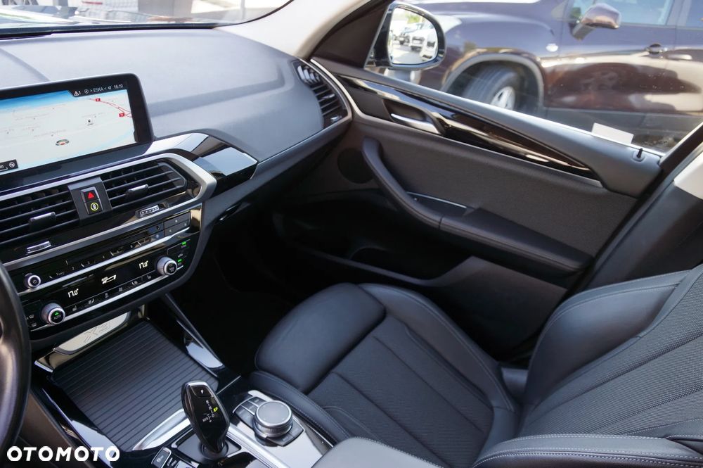BMW X3 xDrive20d - 22
