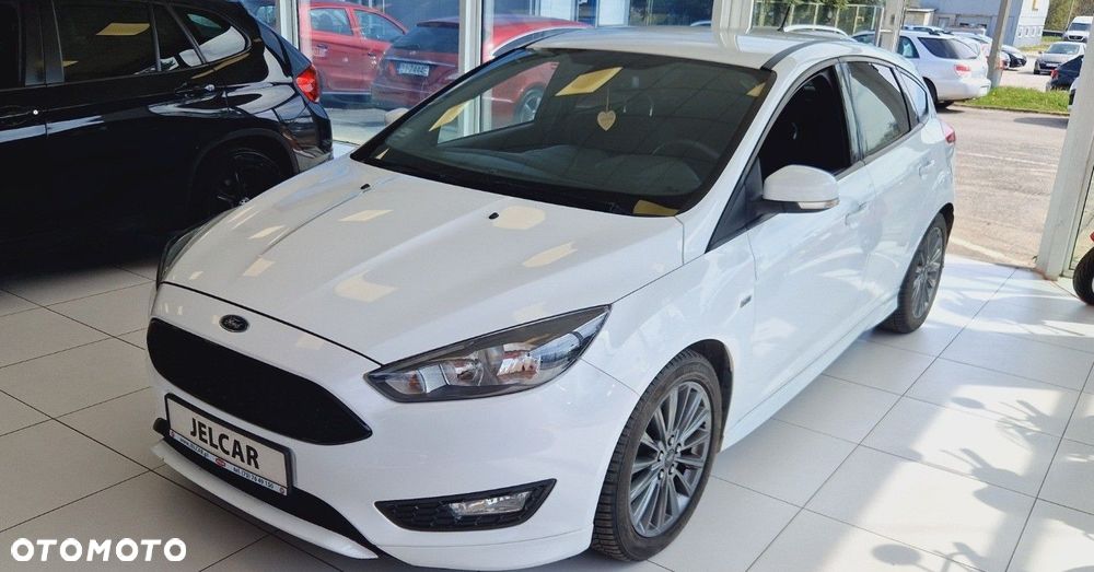 Ford Focus - 1