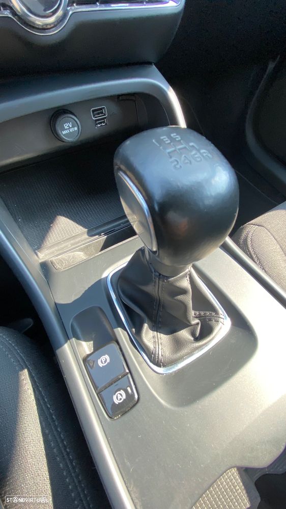 Volvo XC 40 1.5 T2 Momentum Plus - 42
