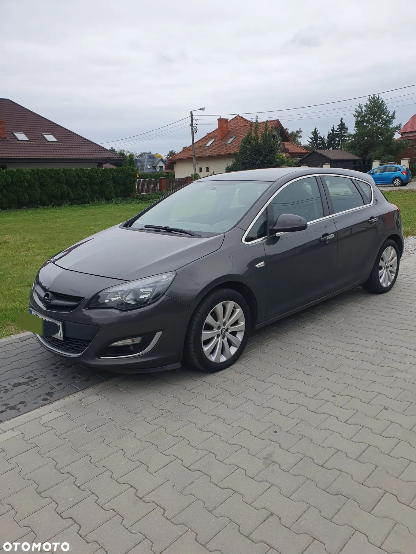 Opel Astra IV 1.4 T Cosmo - 1
