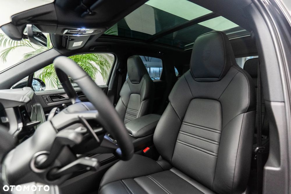 Porsche Cayenne Black Edition - 10