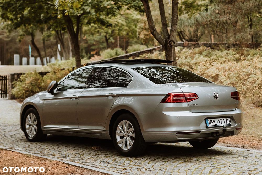 Volkswagen Passat 1.6 TDI (BlueMotion Technology) DSG Comfortline - 2