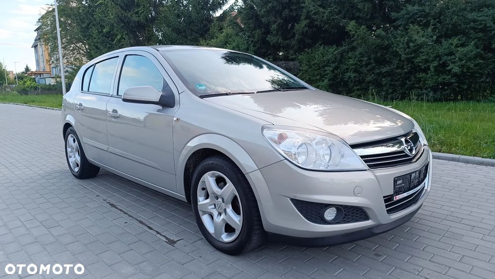 Opel Astra 1.6 Catch me - 9