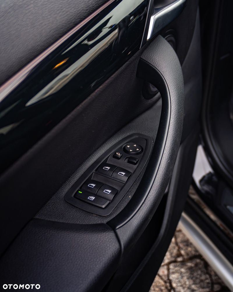 BMW X1 xDrive25i xLine sport - 24