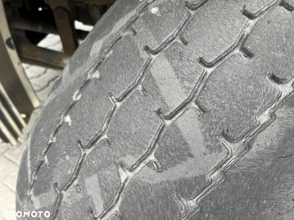 Scania R94 GB4X2NB 230 Zawieszenie przód i tył poduszka - 10