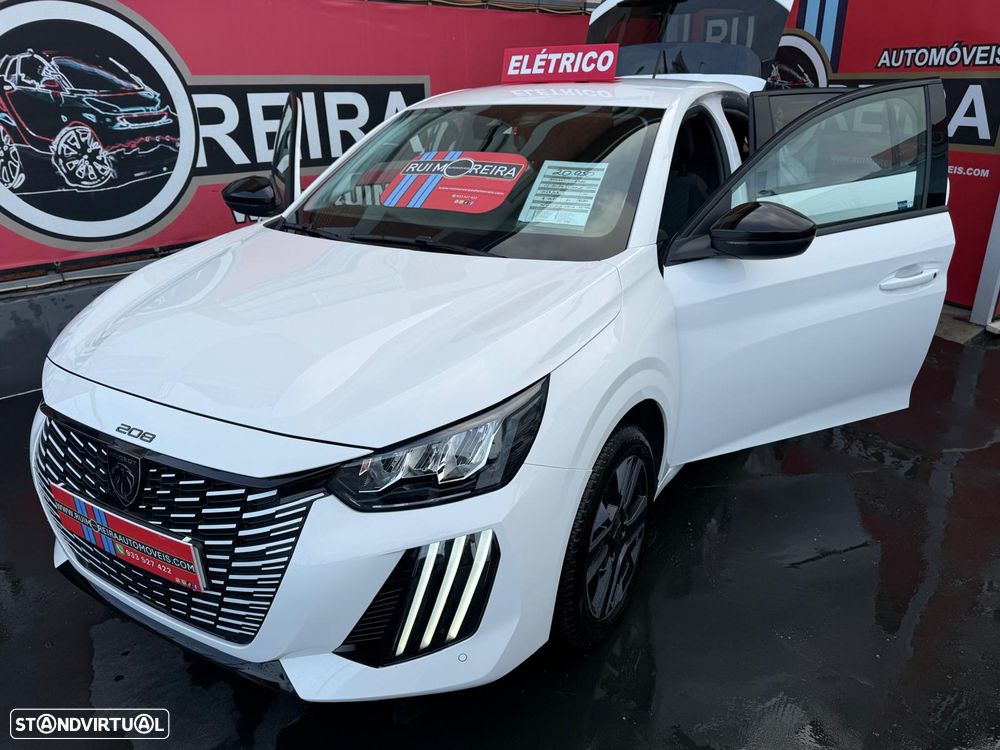 Peugeot e-208 - 29
