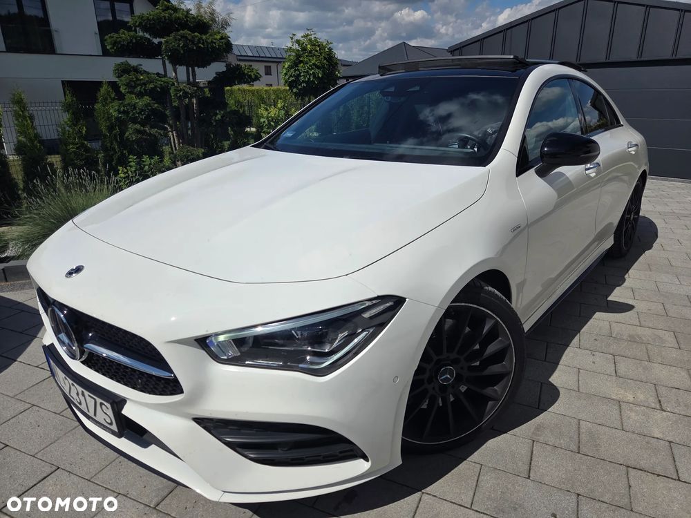 Mercedes-Benz CLA 250 4-Matic Edition 1 7G-DCT - 2