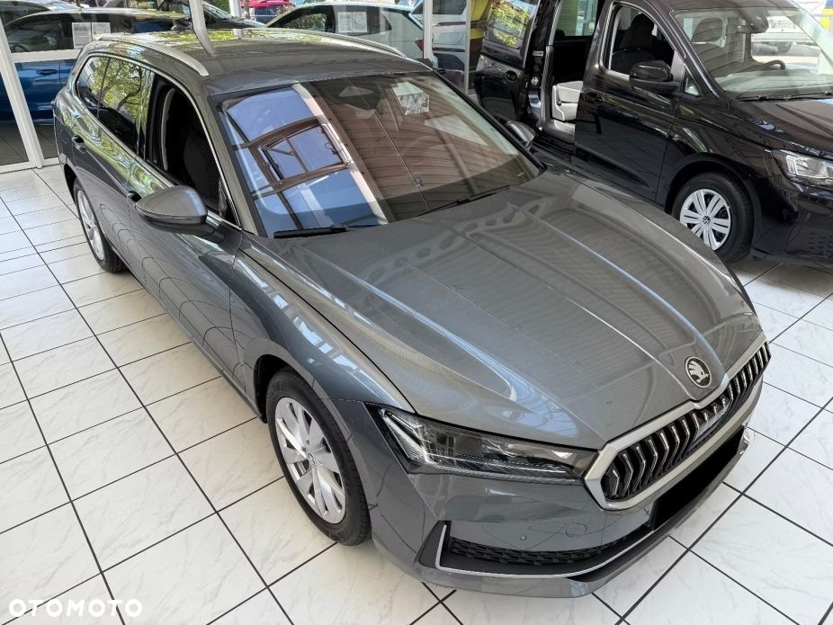 Skoda Superb 2.0 TDI SCR 4x4 Edition 130 DSG - 4