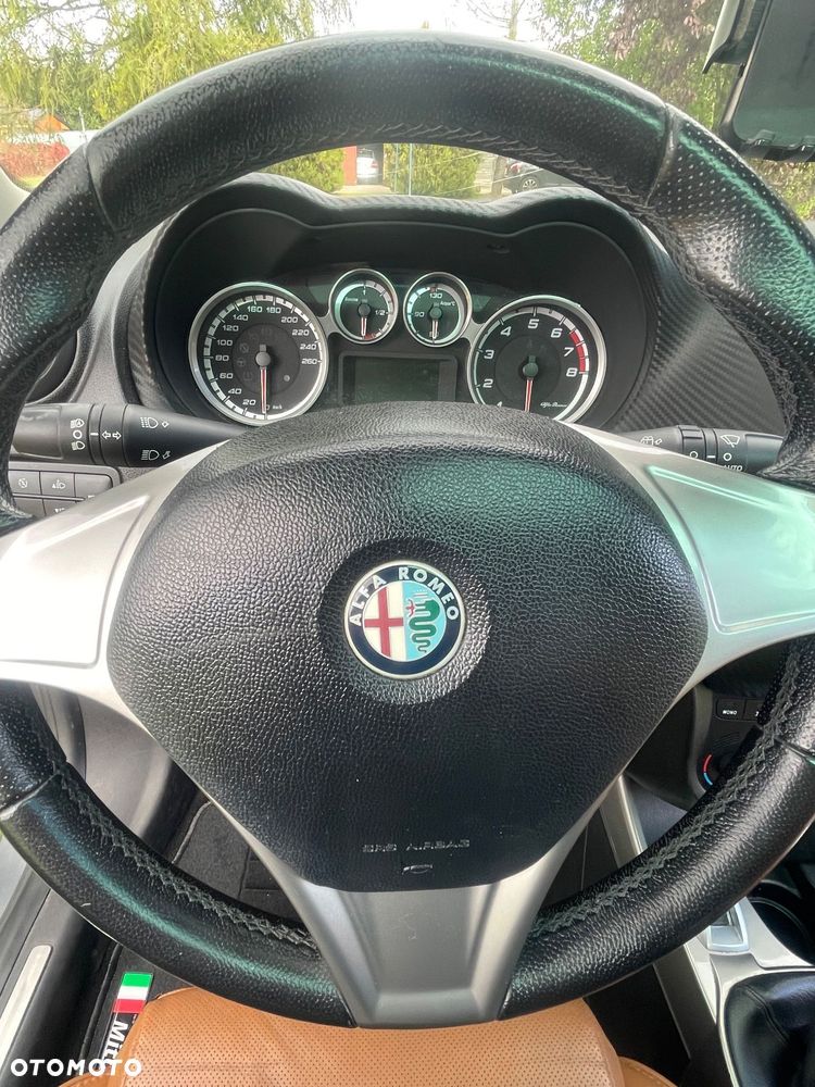 Alfa Romeo Mito 1.4 TB MultiAir Distinctive S&S - 37