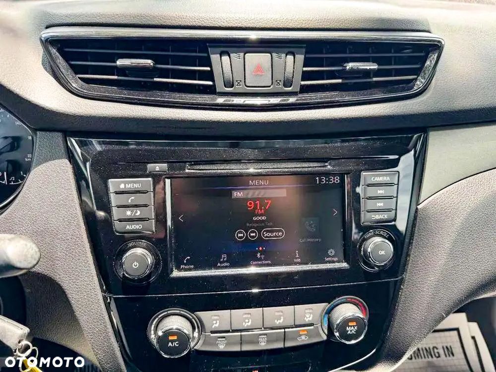 Nissan Qashqai - 22